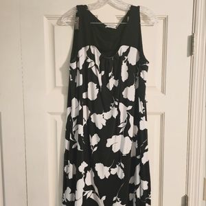 NY&Co Midi Dress
